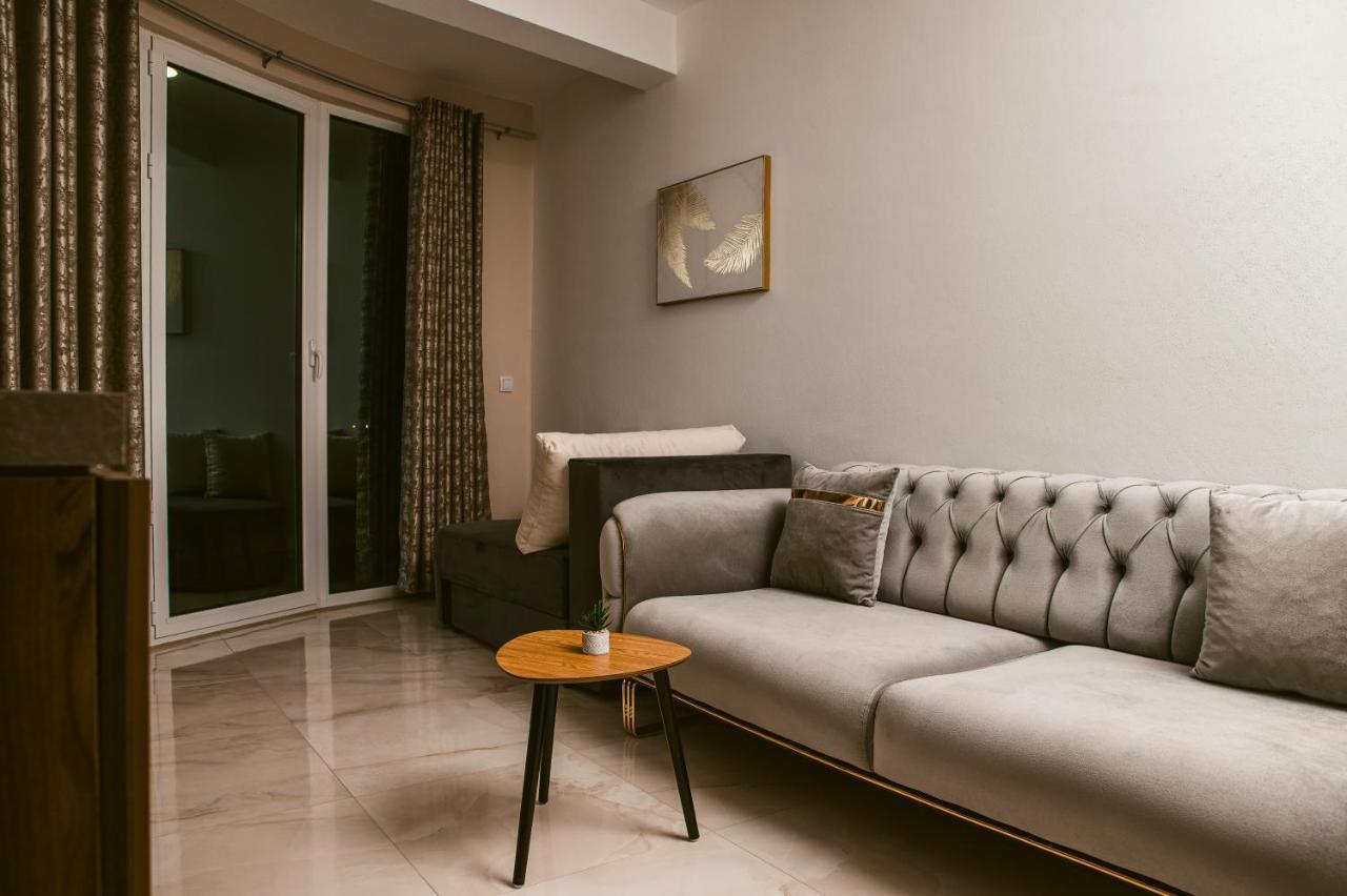 M&H Apartments Ulcinj Buitenkant foto