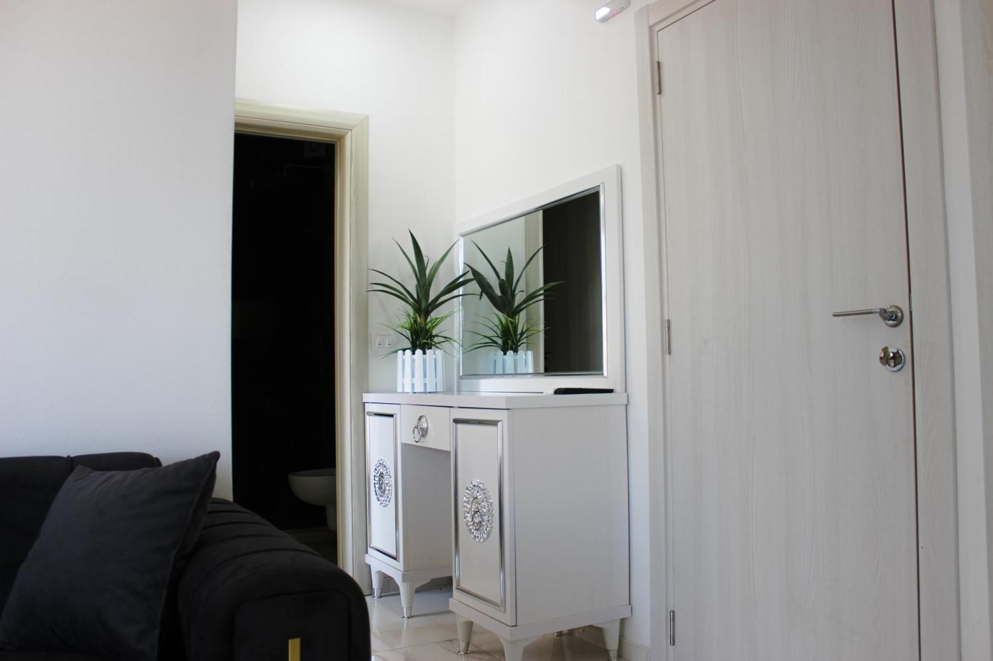 M&H Apartments Ulcinj Buitenkant foto