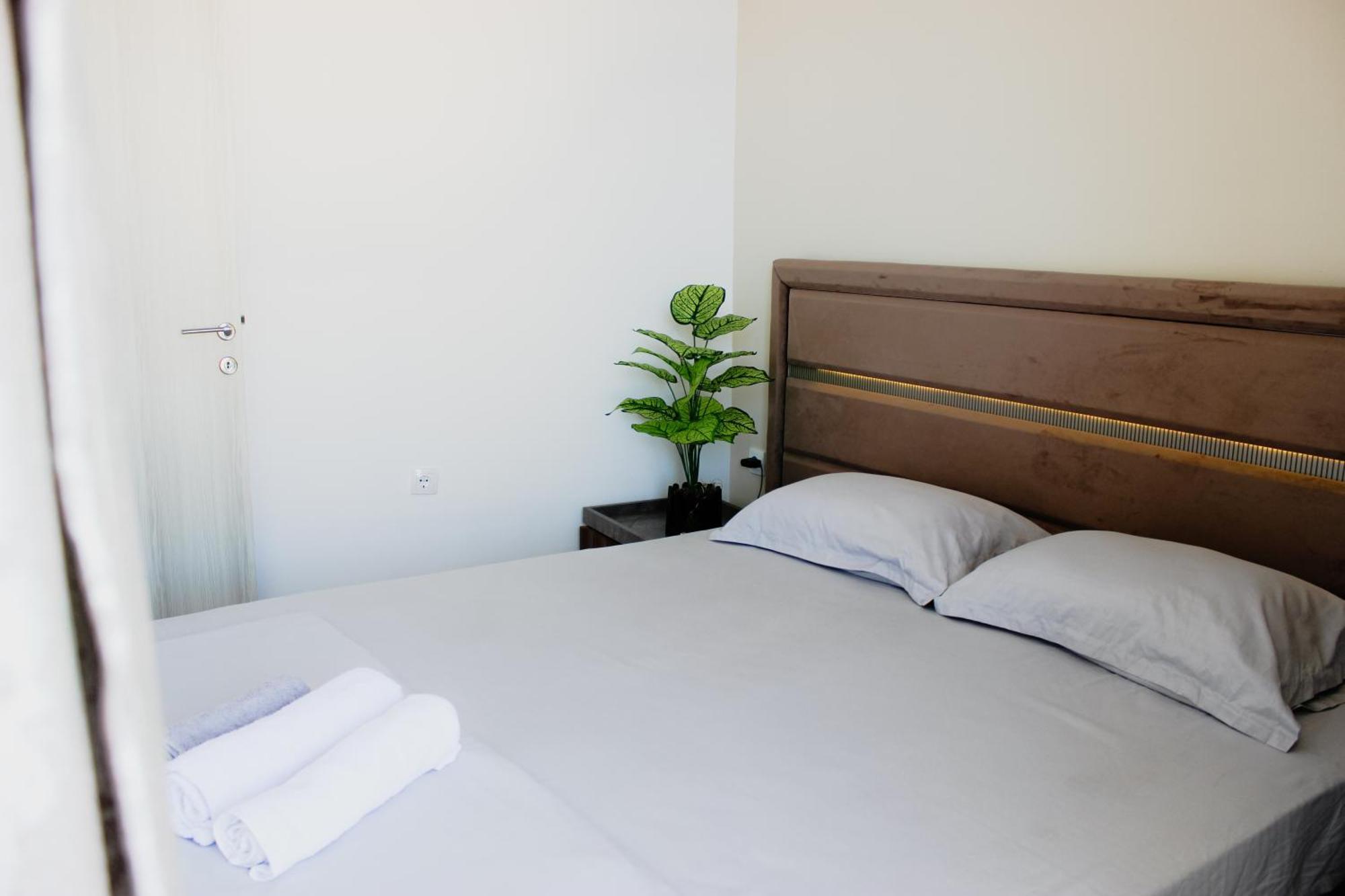 M&H Apartments Ulcinj Buitenkant foto