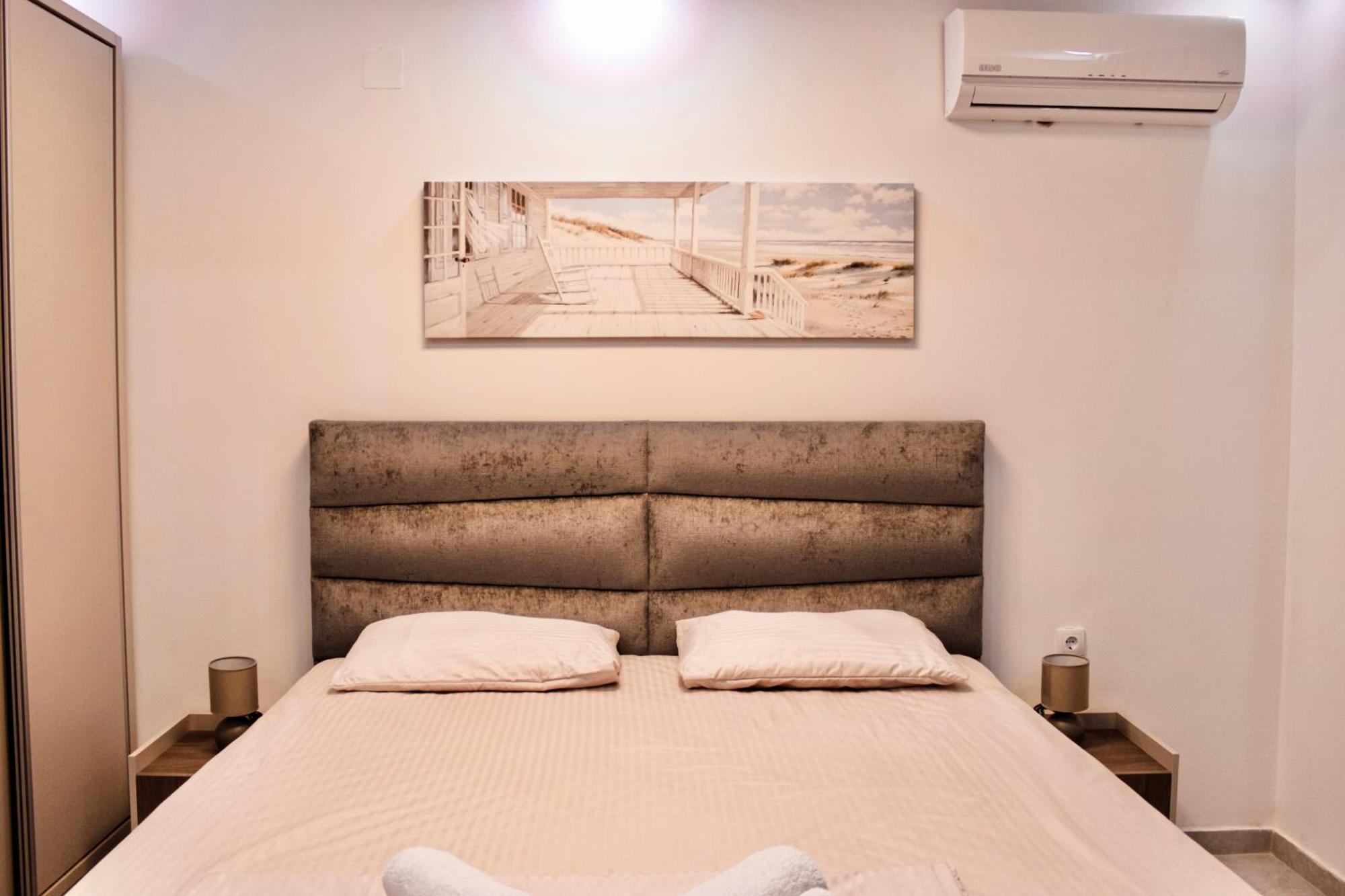 M&H Apartments Ulcinj Buitenkant foto